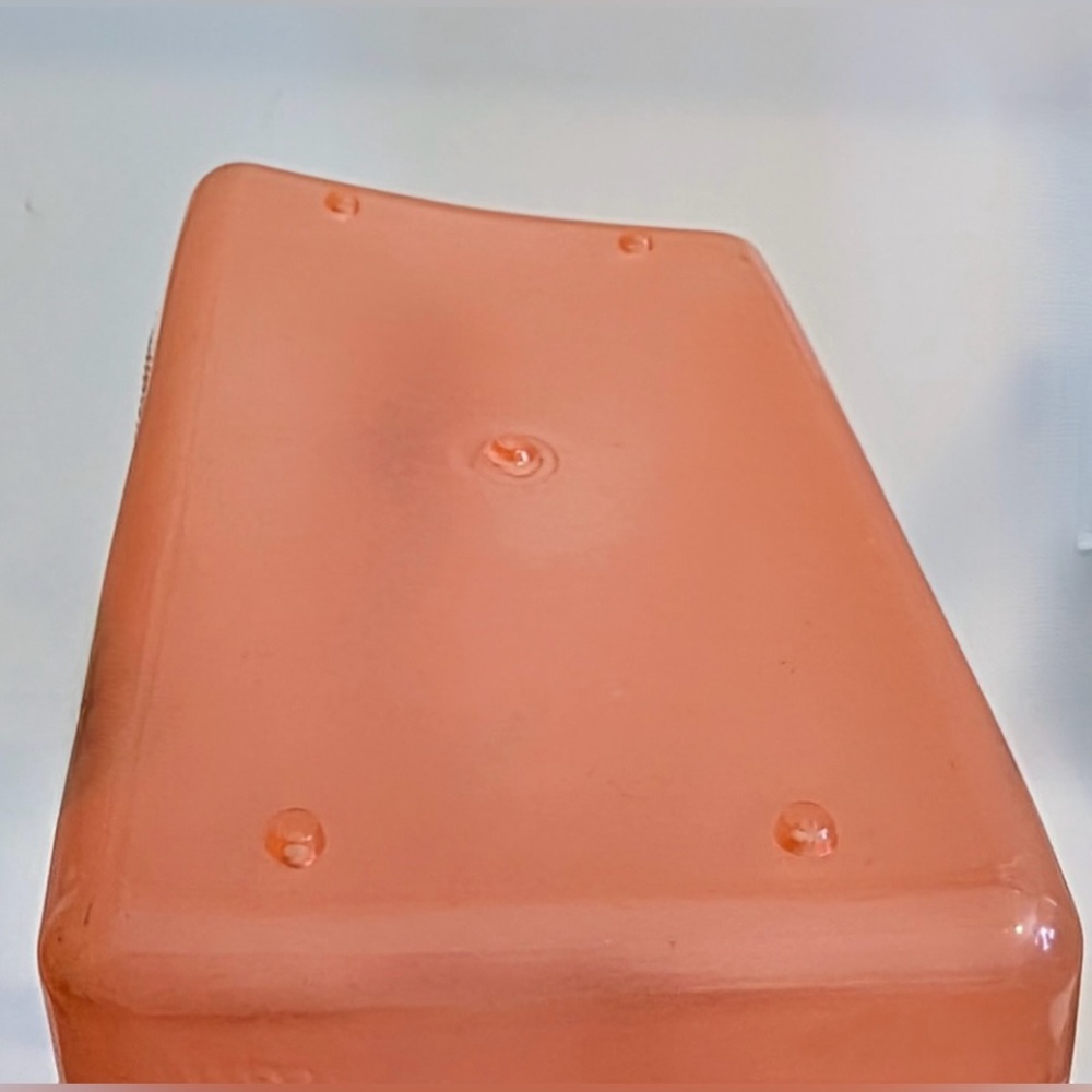Jelly Handbag with Gold Chain Peach - Picture 9 of 9